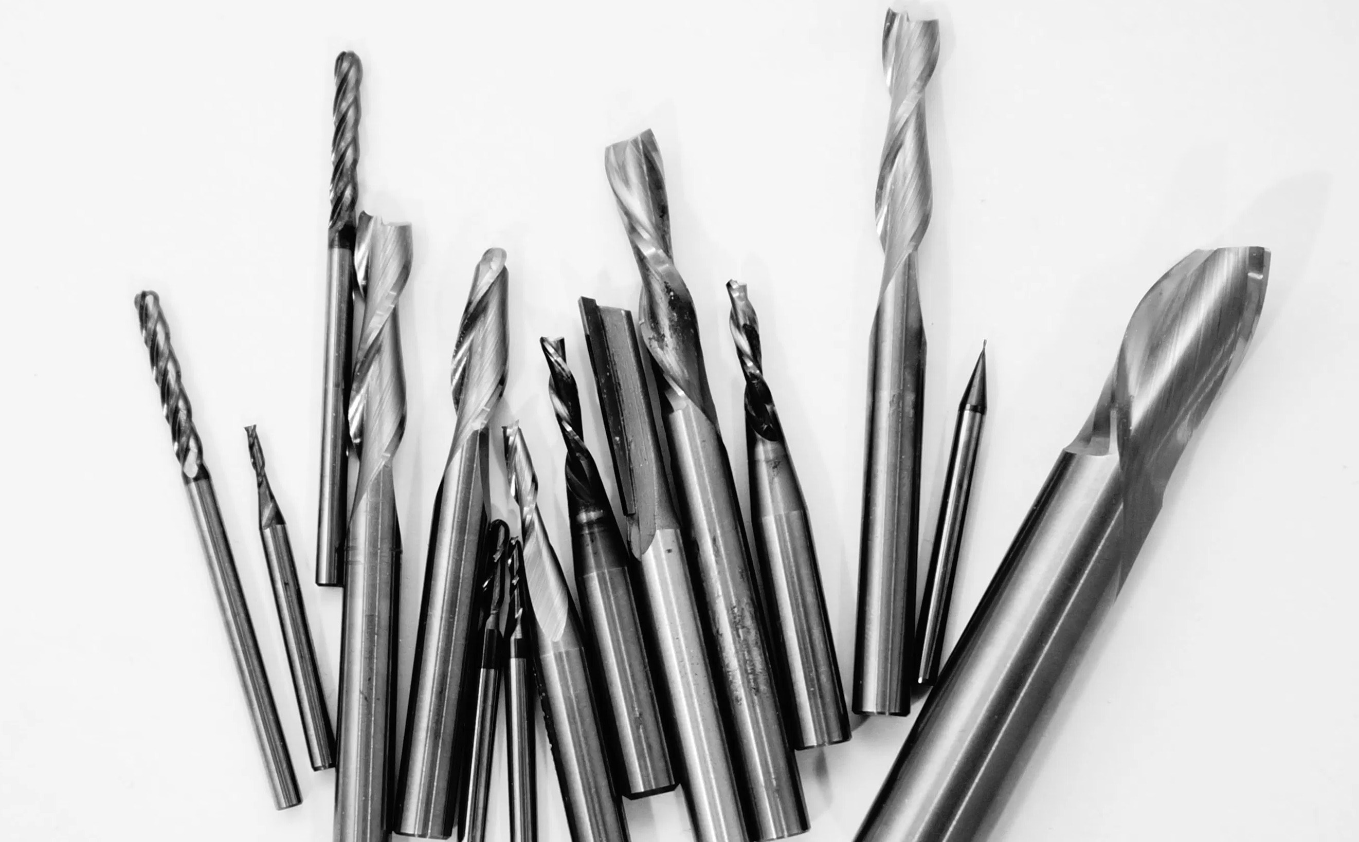 <img src="image.jpg" alt="">